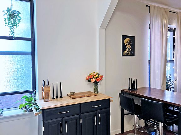 5th image of 384 Keap St APT 3