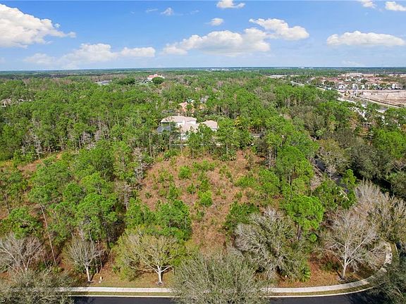 5th image of 4525 Club Estates DR