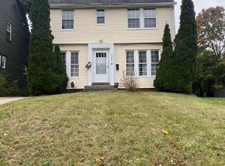 3536 Daleford Rd, Shaker Heights, OH 44120