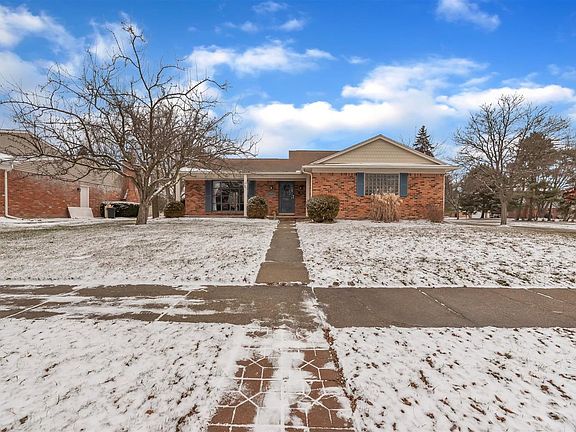 2nd image of 1113 Trevino Dr