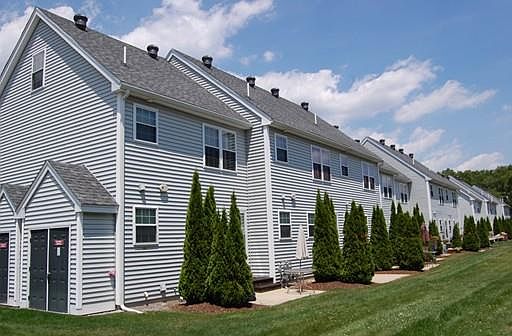 2nd image of 5 Merrimac Way Unit H