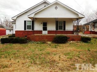 105 W D St, Erwin, NC 28339