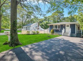 111A Wood Ave, Mastic, NY 11950