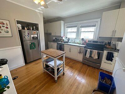 1st image of 281 Alewife Brook Pkwy #2V