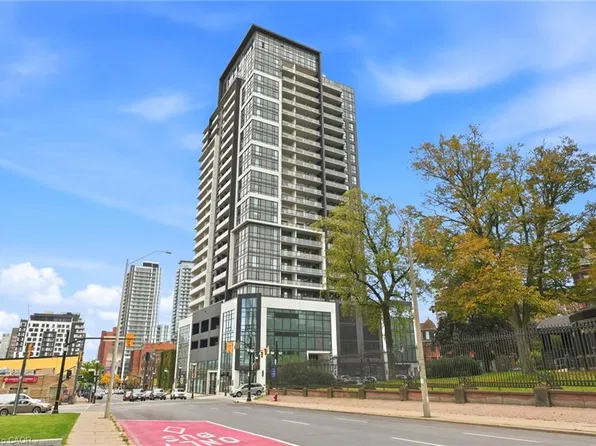 15 Queen St S #704, Hamilton, ON L8P 0C6