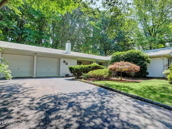 20 Stockton Drive, Marlboro, NJ 07746