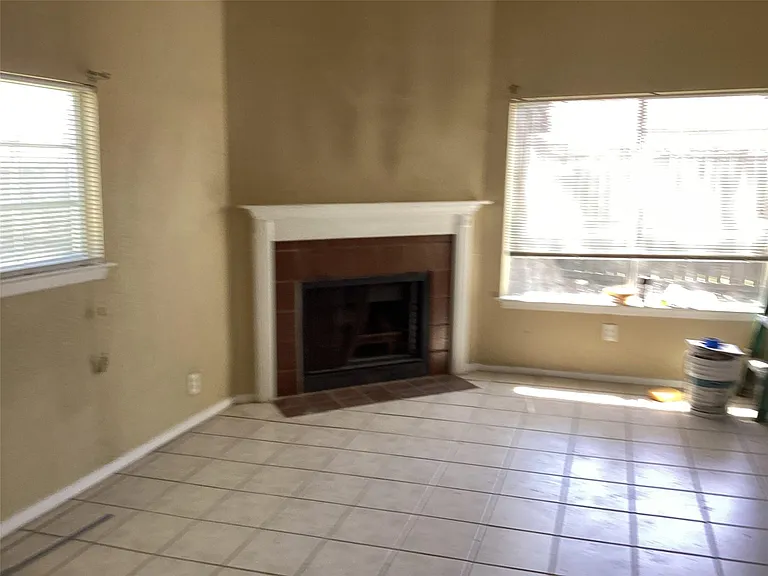 15831 Bazelbriar Ln — Photo 18