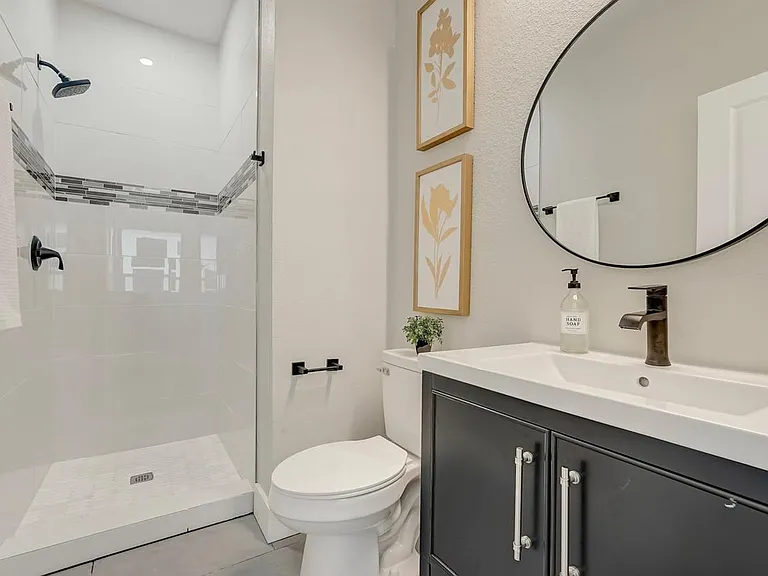 314 Maryland St #101 — Photo 15