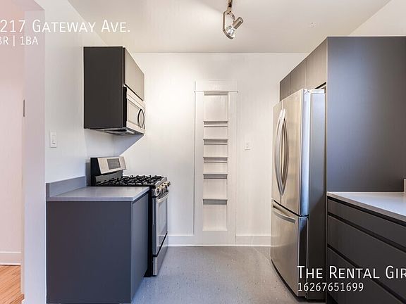4th image of 4217 Gateway Ave