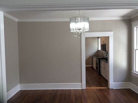 3rd image of 317 Columbia St