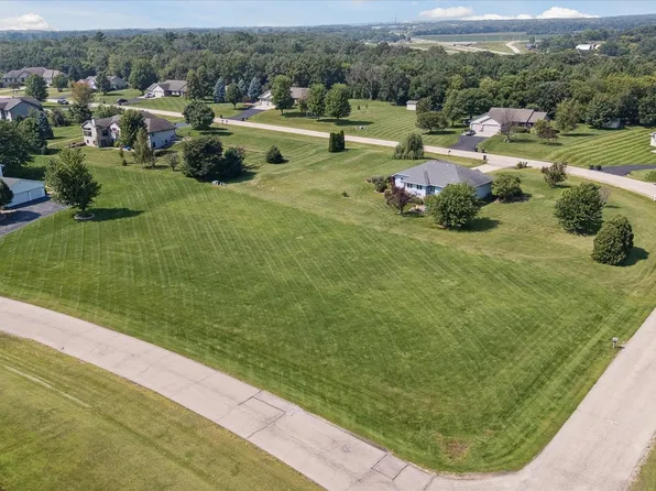 L62 N Waterman Dr, Milton, WI 53563