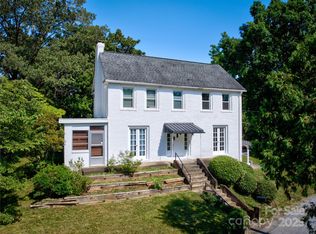 213 Forest Hill Dr, Asheville, NC 28803