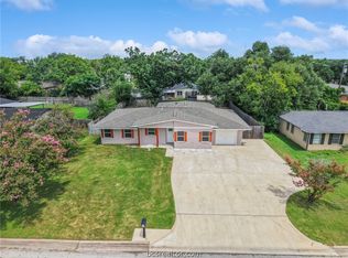 304 Dunn St, Bryan, TX 77801