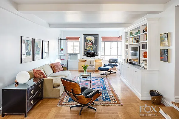 Sold by Fox Residential Group | media 6