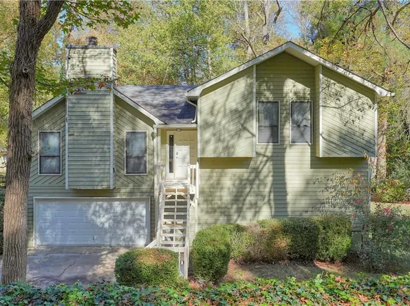 3281 Creek Hollow Dr, Marietta, GA 30062