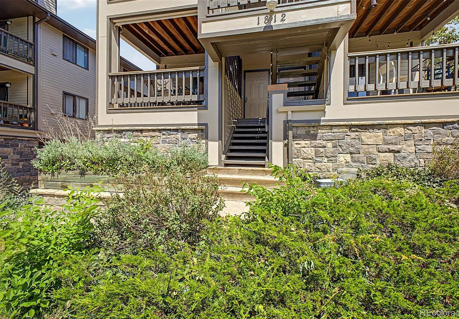 1 bed, 1.0 bath, 445 sqft, $1,995 — Photo 2