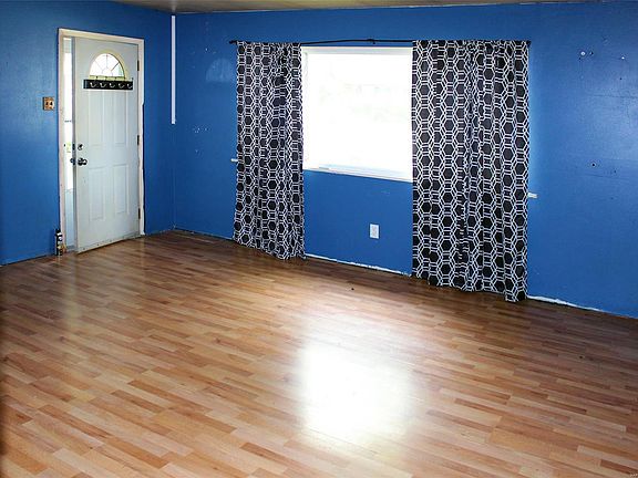 2nd image of 9810 Treadway Ln