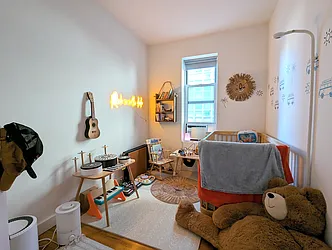 Rented by Manhattan Spaces