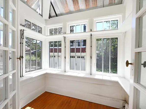 17-19 Columbia Terrace image 14 of 25