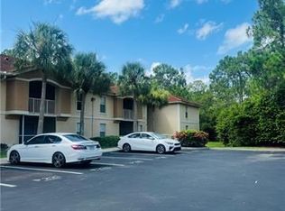 8290 Ibis Club Ln APT 903, Naples, FL 34104