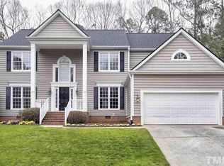 230 Strathburgh Ln, Cary, NC 27518