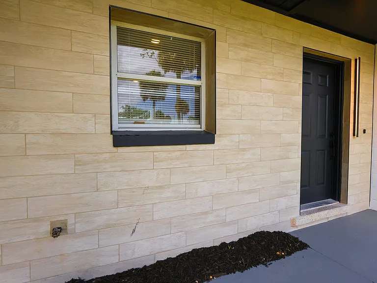 1810 Dixon Blvd — Photo 14