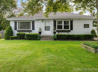 7500 Walnut Ave, Jenison, MI 49428