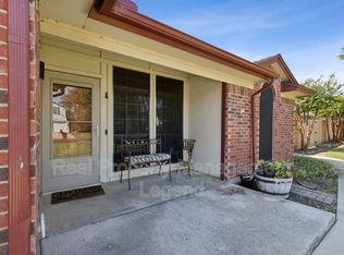 327 Alyse Rd, Roanoke, TX 76262