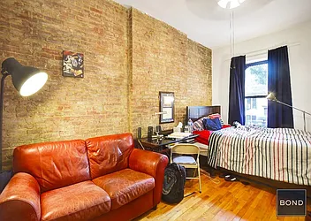 Rented by Bond New York