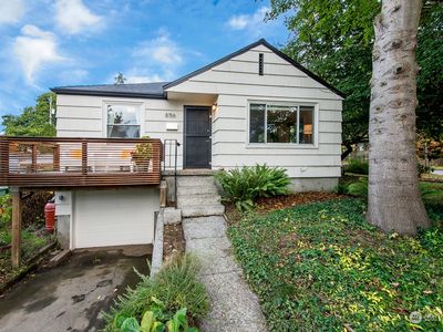 8156 17th Avenue SW, Seattle, WA, 98106