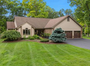 5083 Timber Cove Cir, Clarkston, MI 48346