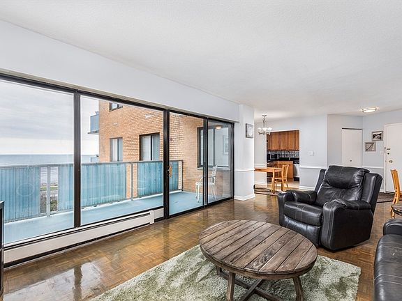 4th image of 300 Lynn Shore Dr APT 508