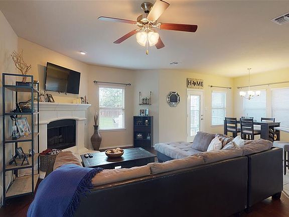 4th image of 9933 Copperhead Ln