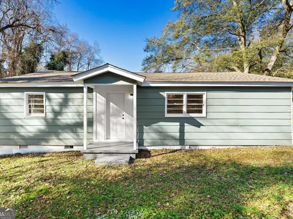 130 Liberty Cir, Hartwell, GA 30643