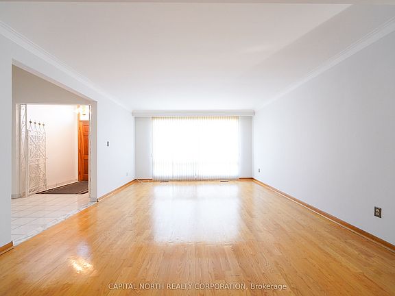 5th image of 79 Shoreham Dr