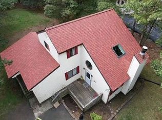 129 Rooney Ct, Bushkill, PA 18324