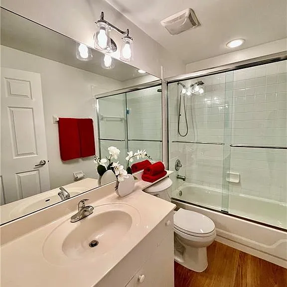 685 Windsor Sq #101 — Photo 30