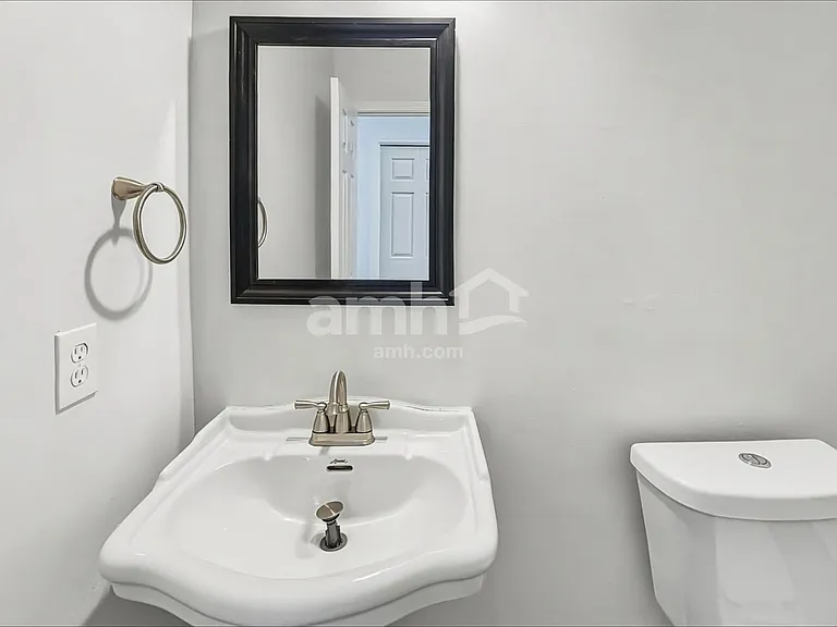 13929 Hatton Cross Dr — Photo 9