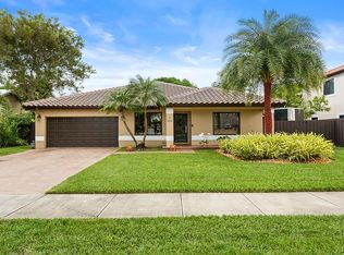 14801 SW 154th Ct, Miami, FL 33196