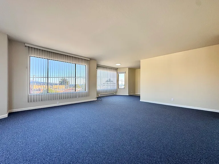 900 Rivera St #6 — Photo 3