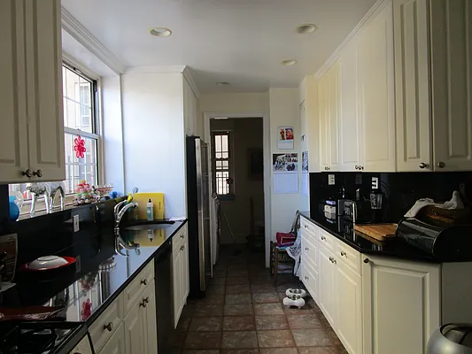 Rented by Rita S Citrin, LREB | media 59