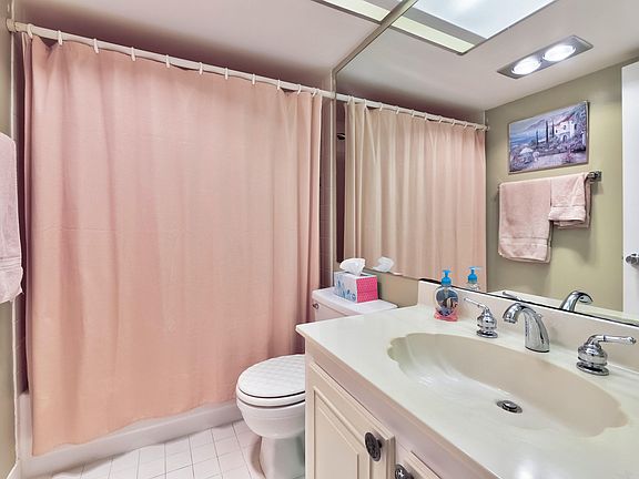 3rd image of 2704 Nassau Bend #B2