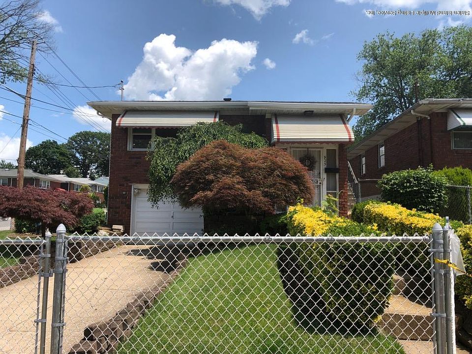 1st image of 925 Jewett Ave