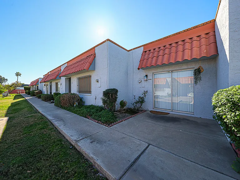 Front of unit