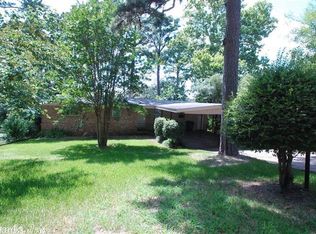 65 Belmont Dr, Little Rock, AR 72204