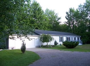 6090 Furness Dr, Smiths Creek, MI 48074