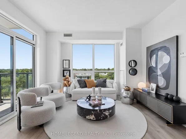 68 Canterbury Pl #605, Toronto, ON M2N 0H8