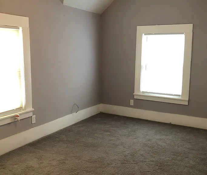 347 Maple Blvd — Photo 8