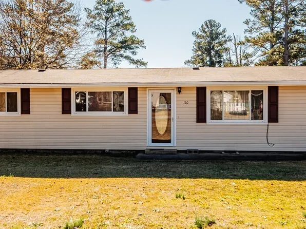110 East St, Byron, GA 31008