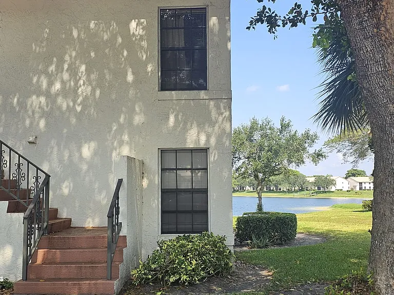 2850 Palmwood Ter #230 — Photo 25